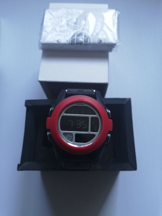 Часы мужские Nixon Commando Army