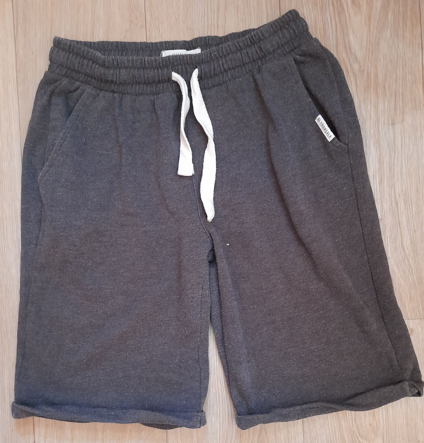 Spodenki Reserved rozm.158