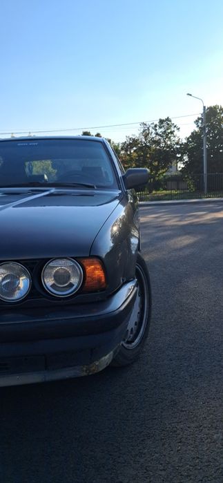 Продам BMW E34 1988 года