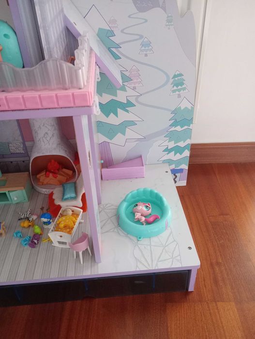 Domek dla lalek piękny