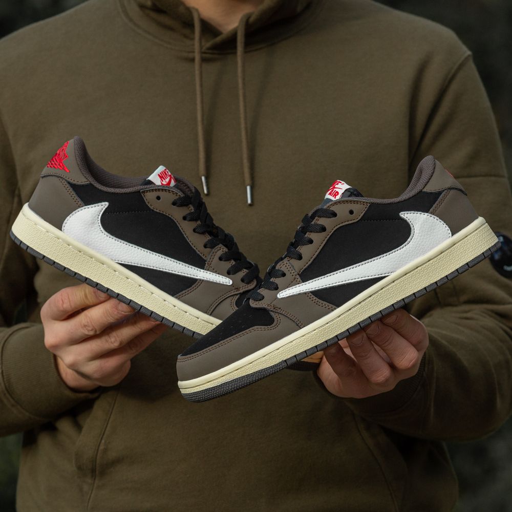 Кроссовки Nike Air Jordan Retro 1 Low x Travis Scott