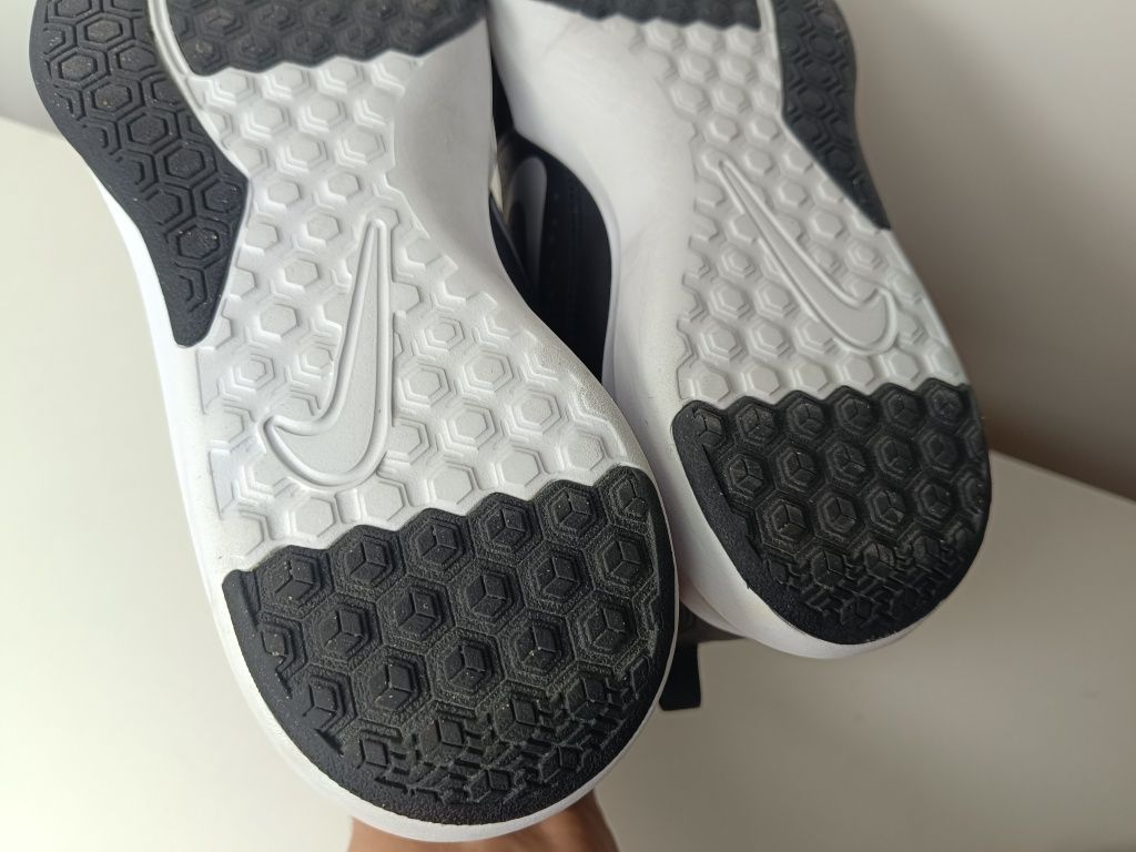 Nike r.44.5 (28.5 cm) buty sportowe męskie