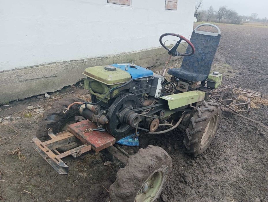 Продам кракторець