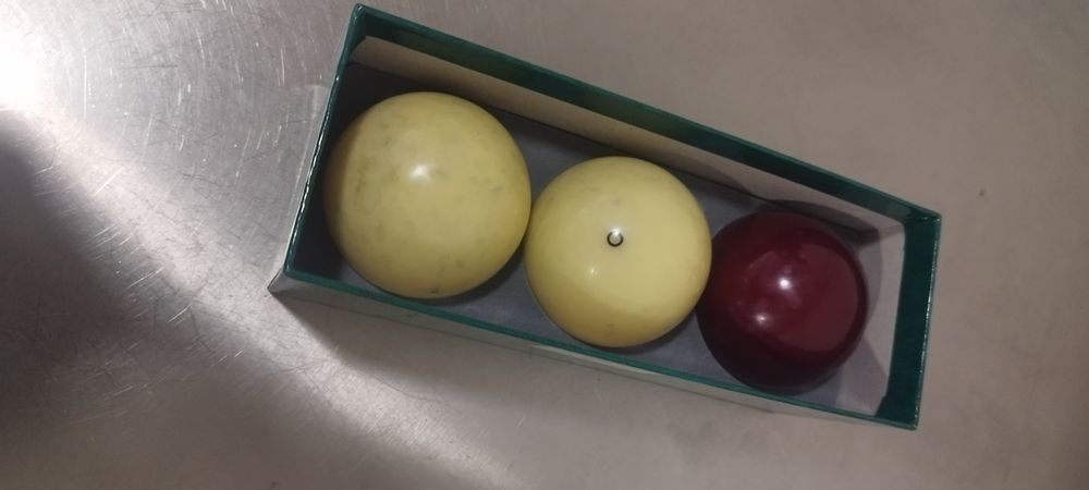 Bolas para bilhar francês