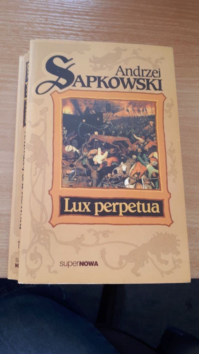 Andrzej Sapkowski Lux perpetua