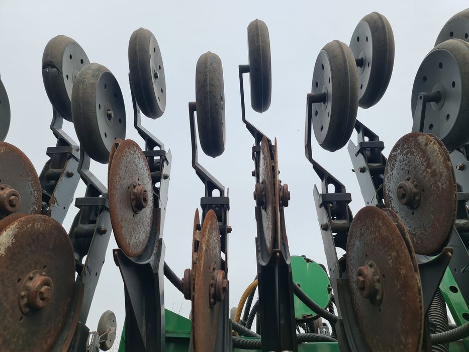 Посівний комплекс Great Plains Spartan NTA 907, зерновий, NTA 3510,