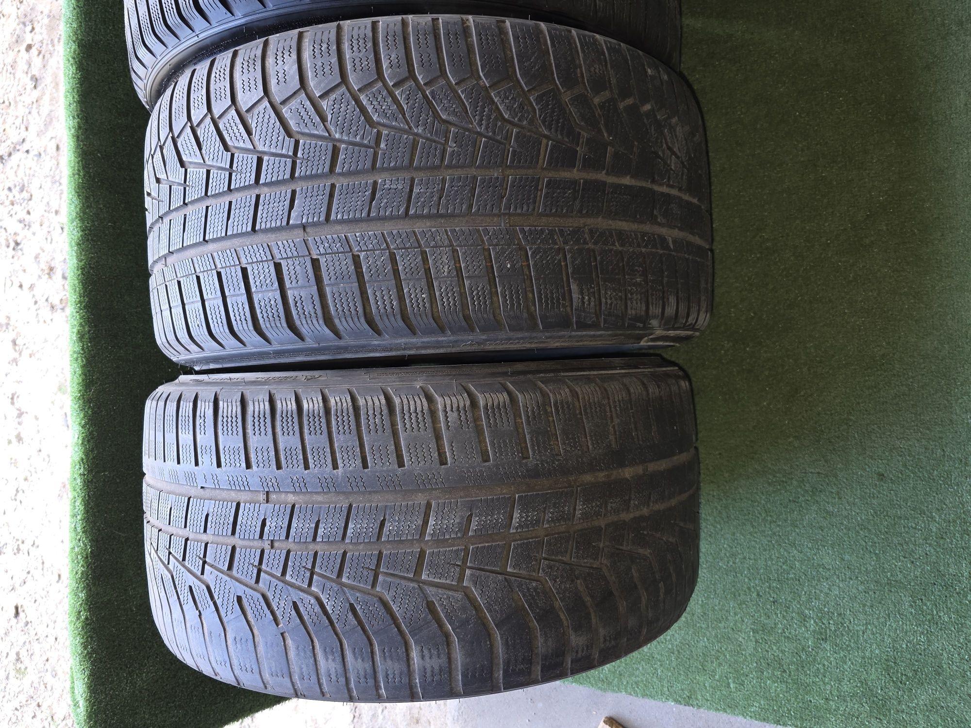 Sprzedam opony zimowe Hankook  285/30R22