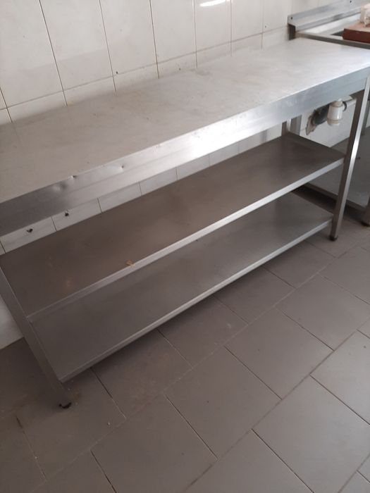 Vendo  bancas  de hotelaria