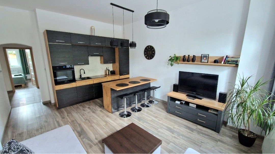 SŁAWA NOCLEG JEZIORO APARTAMENT- 3 pokoje w centrum Sławy dla 4-6 osób