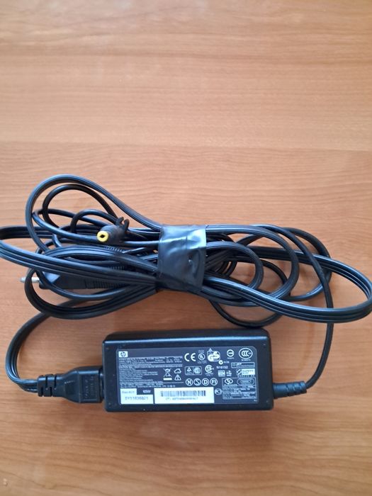 Блок живлення ноутбука HP 18,5 В 3,5А 65W.