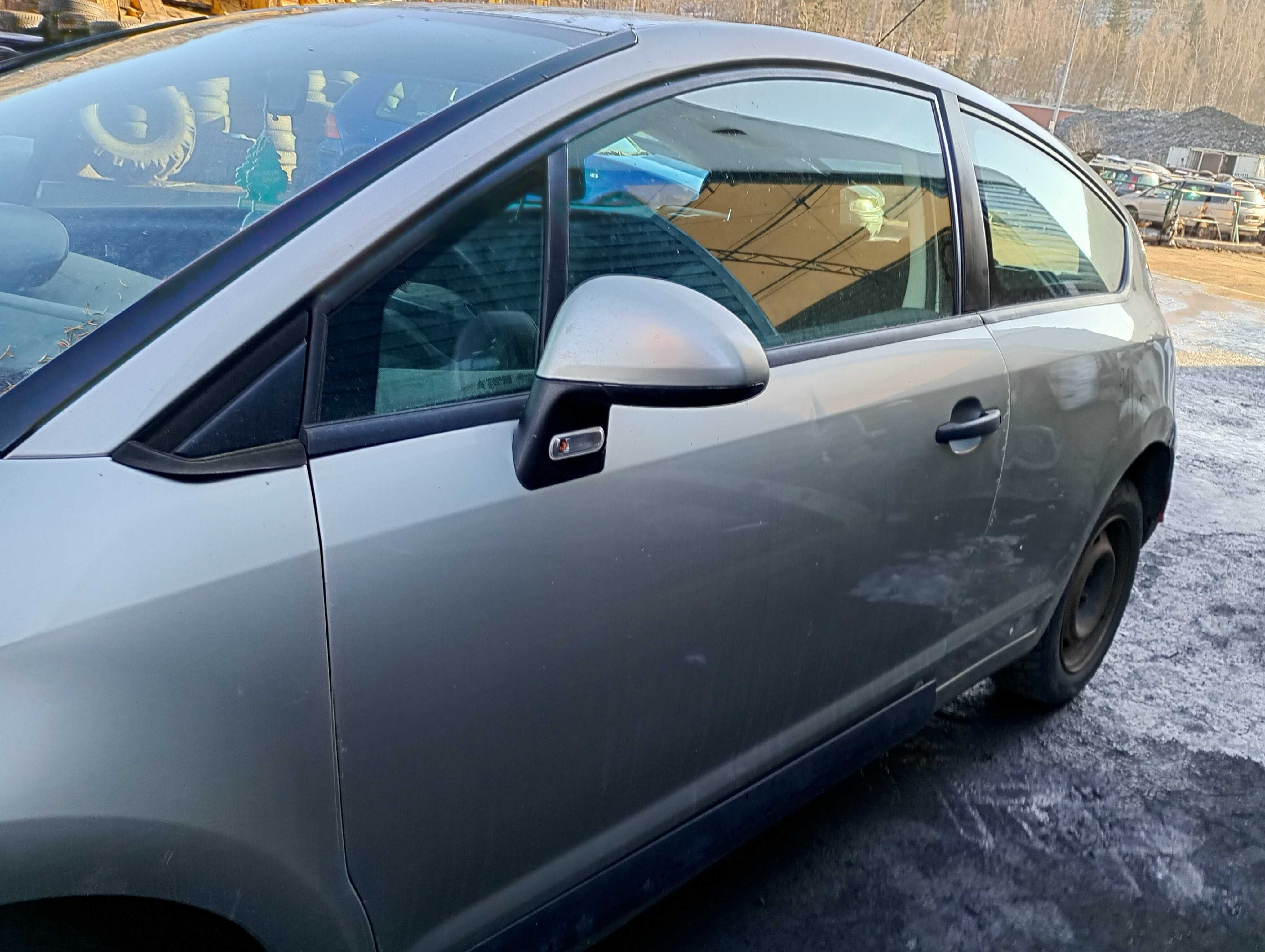 Citroen C4 1,6 ETS błotnik, części transport FV dostawa
