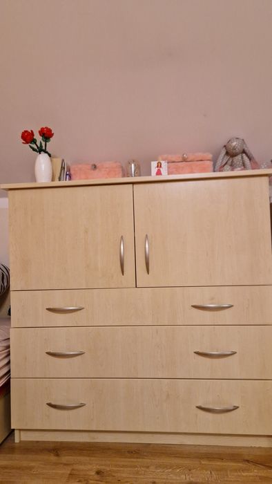 Meble dziecięce.  Kolor jasny beż