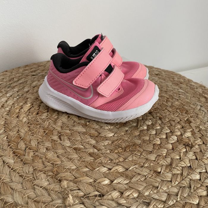 Кросівки nike ,кросівки для дівчинки