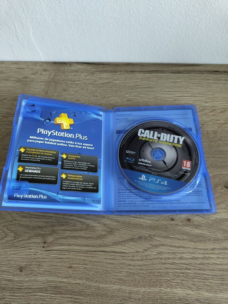 Jogo PlayStation 4 (PS4) Call of Duty Infinite Warfare