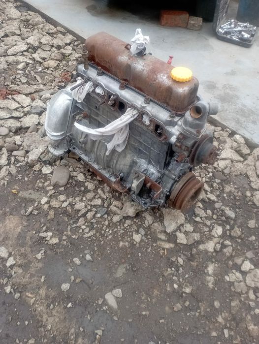 Двигун запчасти Газель УАЗ