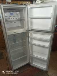 Холодильник Hitachi no frost!