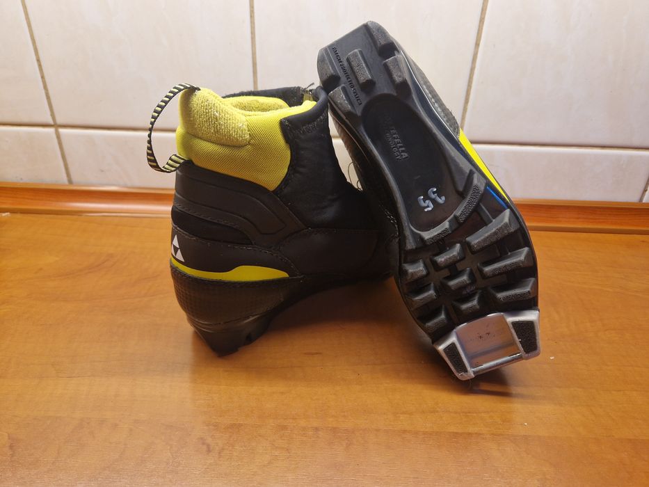 Buty do nart biegowych Fischer roz. 35 NNN