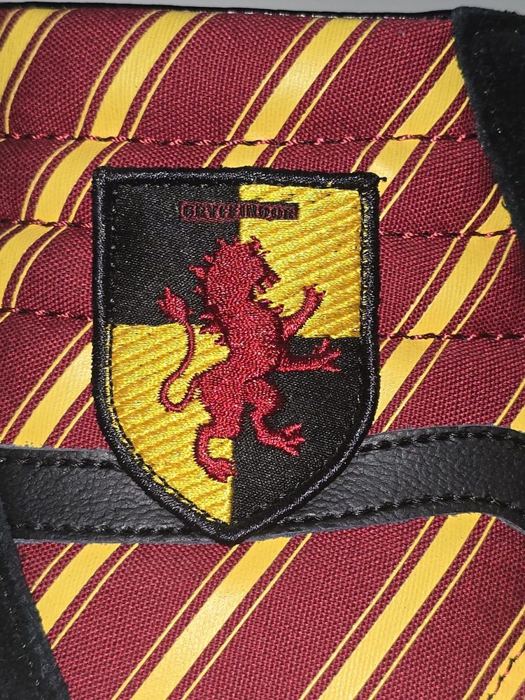 VANS x Harry Potter Gryffindor Sk8-Hi
