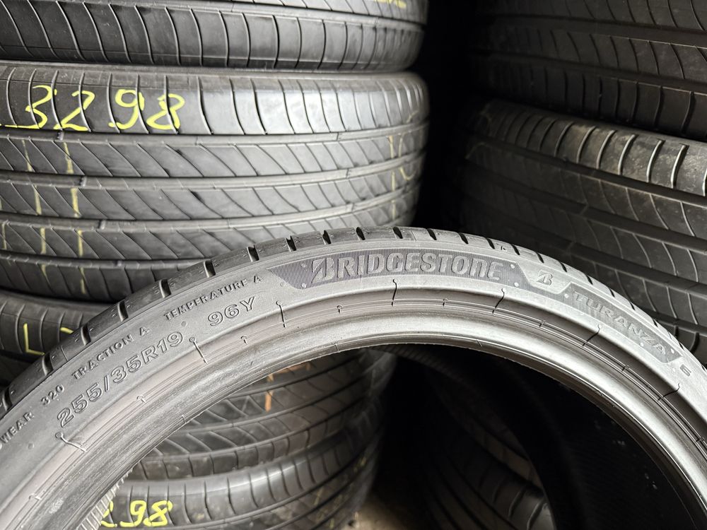 Літні шини 255/35 R19 Bridgestone Turanza 6 2шт. 90% 2023