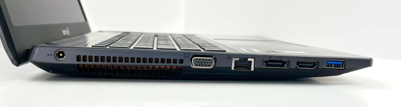 Ноутбук Terra Mobile 1548P (i3-4100M/8GB/120GB + 500GB HDD) ID3901 б/в