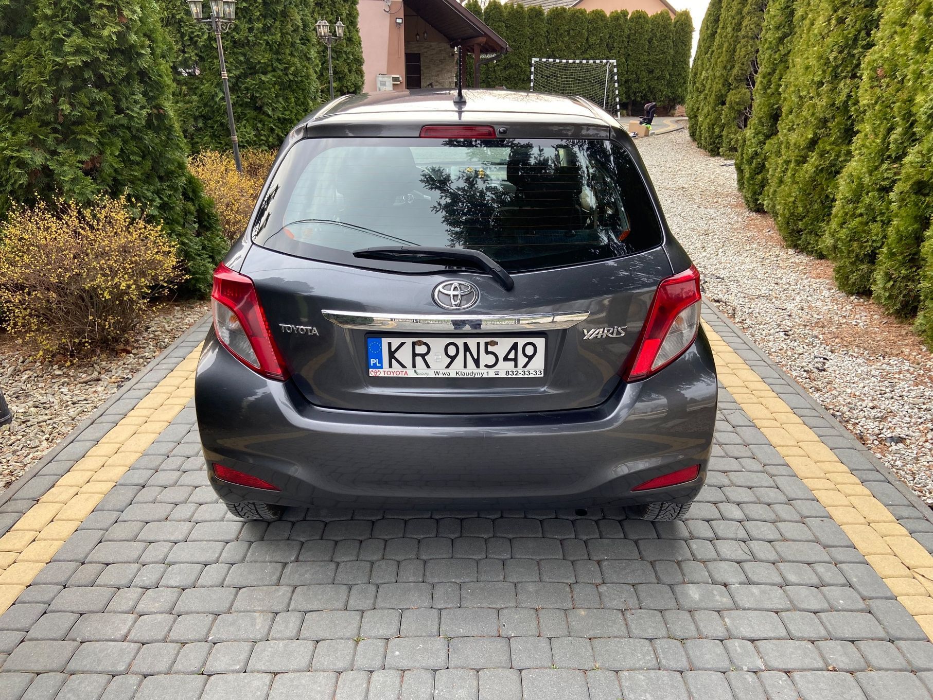 Toyota Yaris Sprzedam Toyote Yaris silnik 1.0, 2012 r.