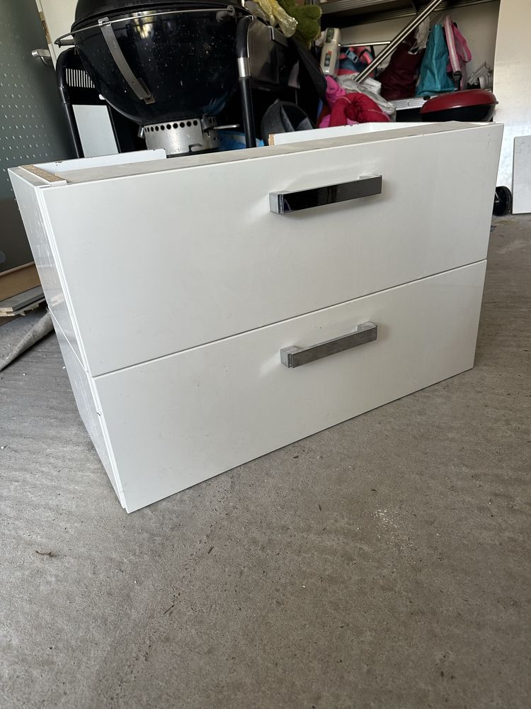 Szafka pod umywalkę