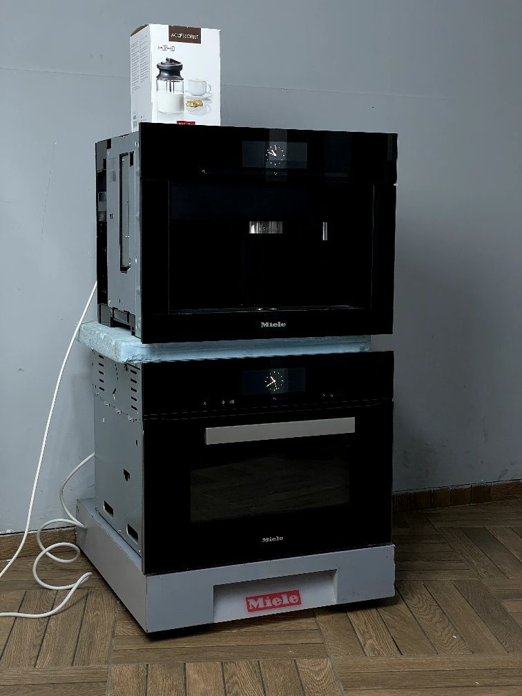 Комплект: Духовка з СВЧ + Кавомашина Miele Чорний Обсидіан CVA 6805