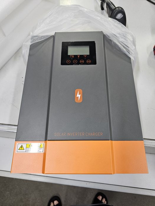 Комплект живлення гібридний інвертор 24в 3,0кВт і акумулятор 5кВт/год