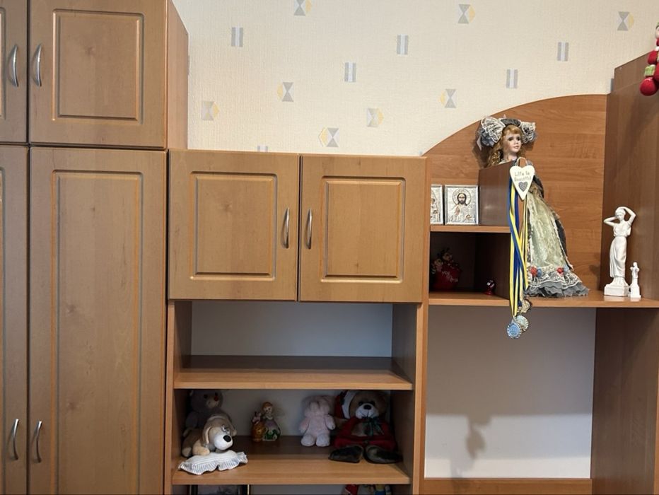 Продаю дитячу стінку!