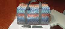 Vendo saco de desporto novo missoni
