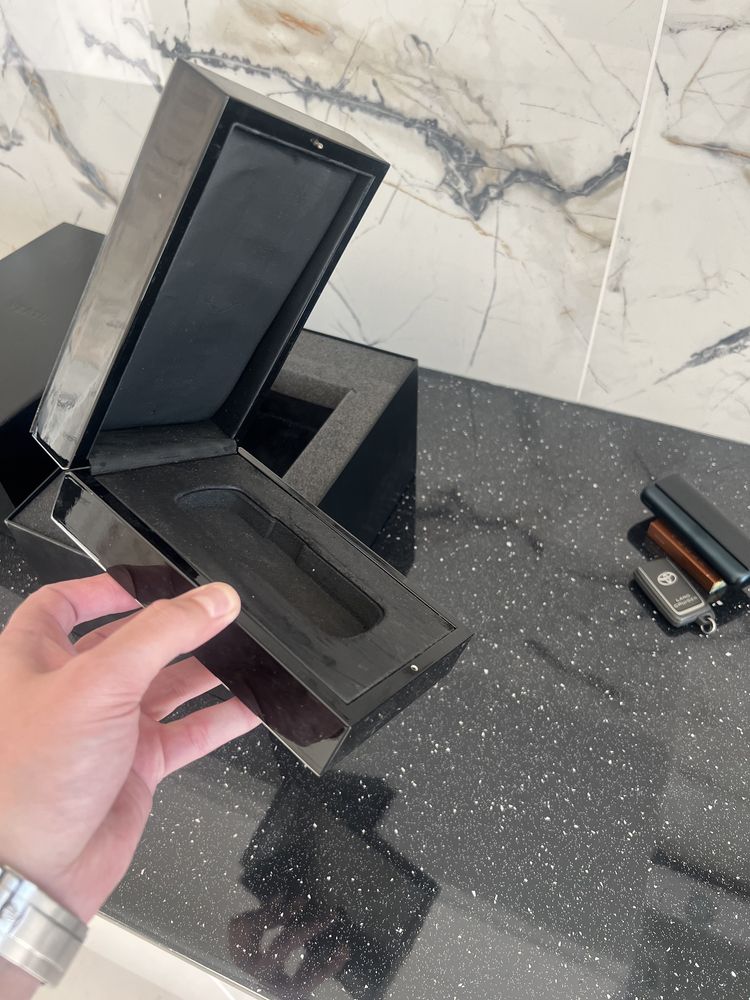 Комплект от Vertu constellation