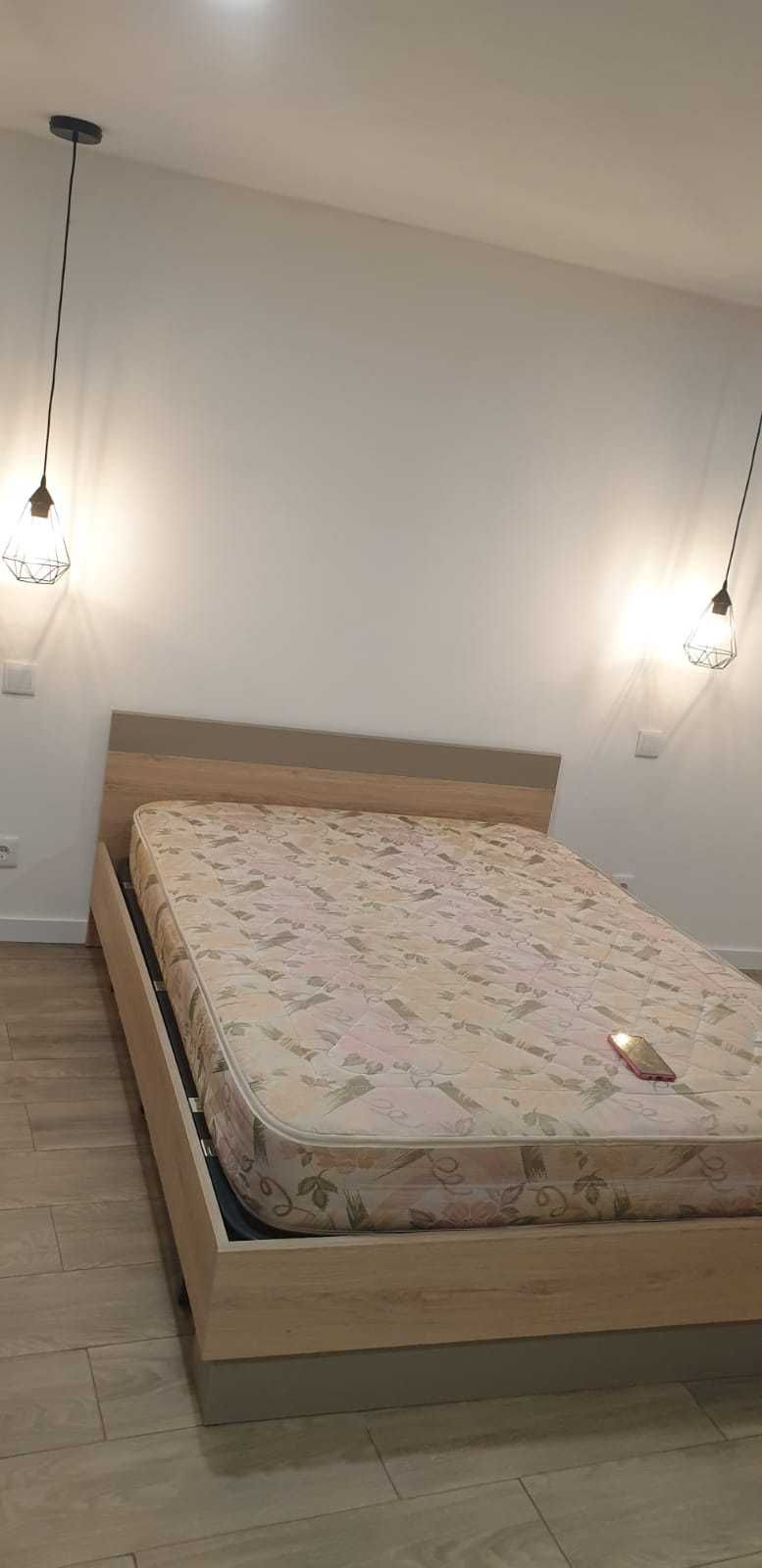 Alugo quarto suite no Furadouro