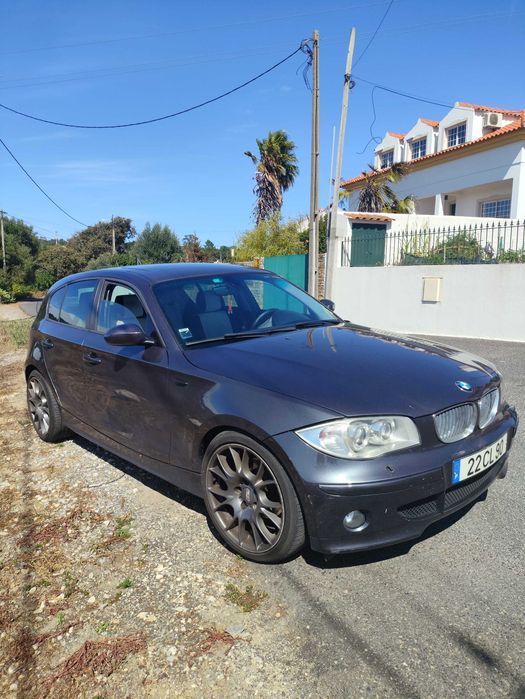 BMW 120 D modelo E87 163 cv com teto de abrir