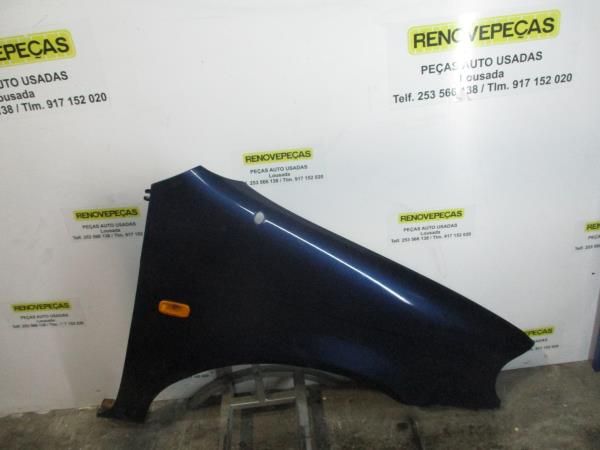 Guarda-lamas direito KIA Carnival I (UP)