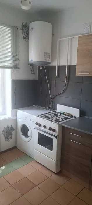 Здам 2к.кв. з техн. і меблями Центр Україна