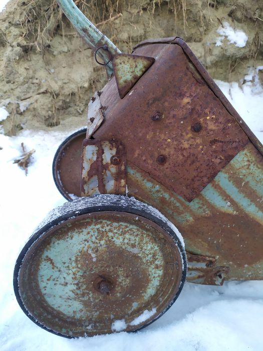 Тачка садовая двухколёсная