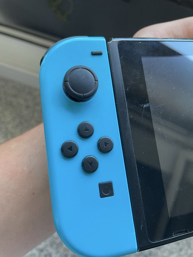 Nintendo switch + 2gry