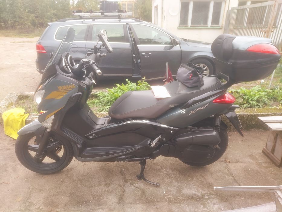 Yamaha x-max 125