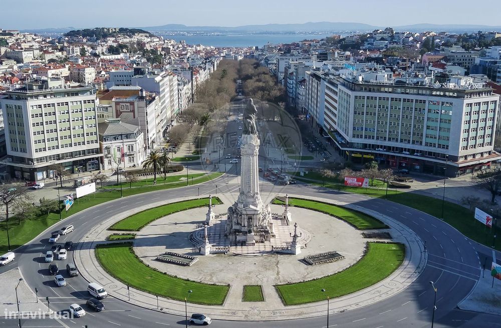 Apartamento T4 para arrendamento