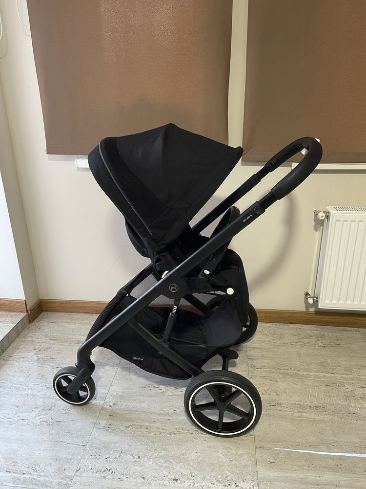 Cybex Balios S Lux Moon Black 2025 Прогулянкова коляска