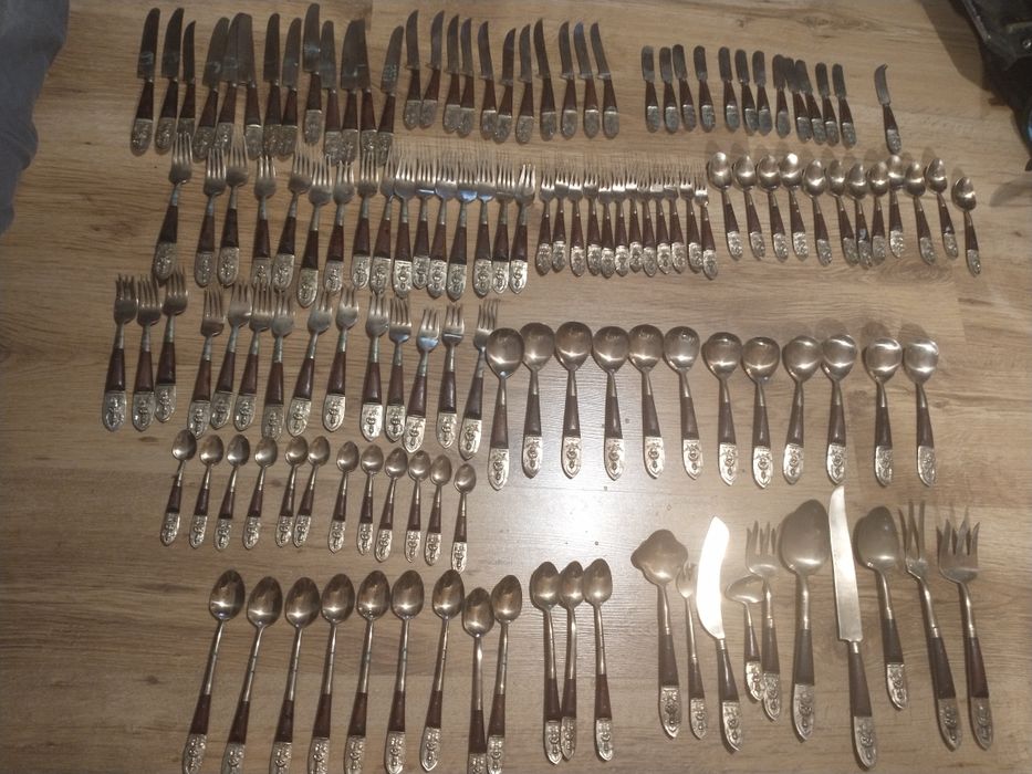 Zestaw sztućców tajlandzkich 137szt