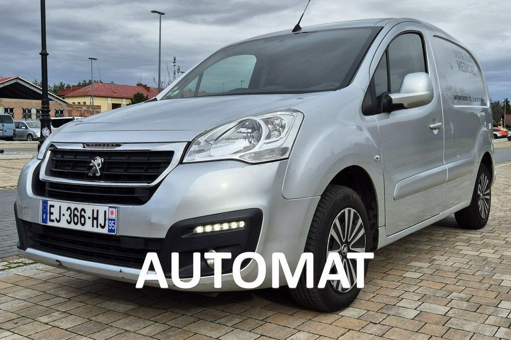 Peugeot Partner  1.6 HDI 100KM lifting AUTOMAT 6-biegów Nawigacja Tablet kamera