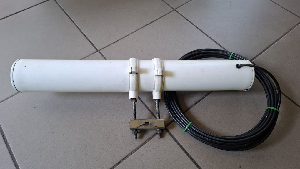 Antena kierunkowa WiFi 2.4 GHZ GSM-GPRS-EDGE-UMTS-HSDPA wydajna 4G 5G