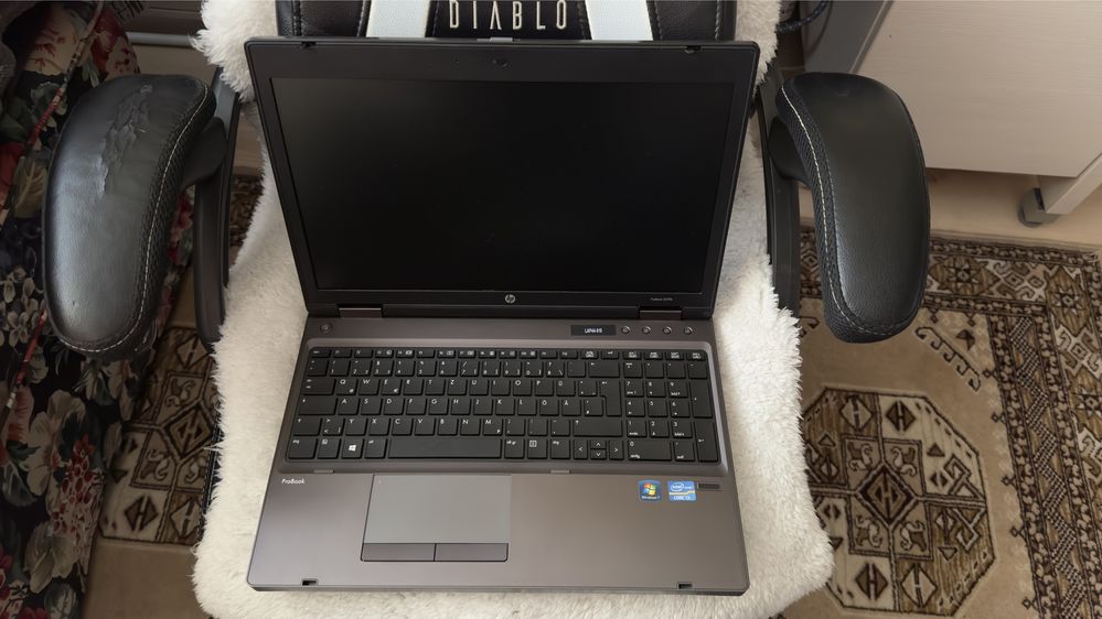 Hp probook 6570b i3 4gb  stan extra