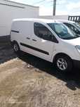 Peugeot partner ano 2018 mês 11 naciona fibradal 3 lugares