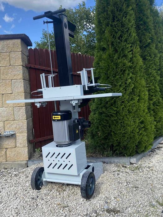 Łuparka hydrauliczna LUMAG do drewna z NIEMIEC nacisk 8 TON