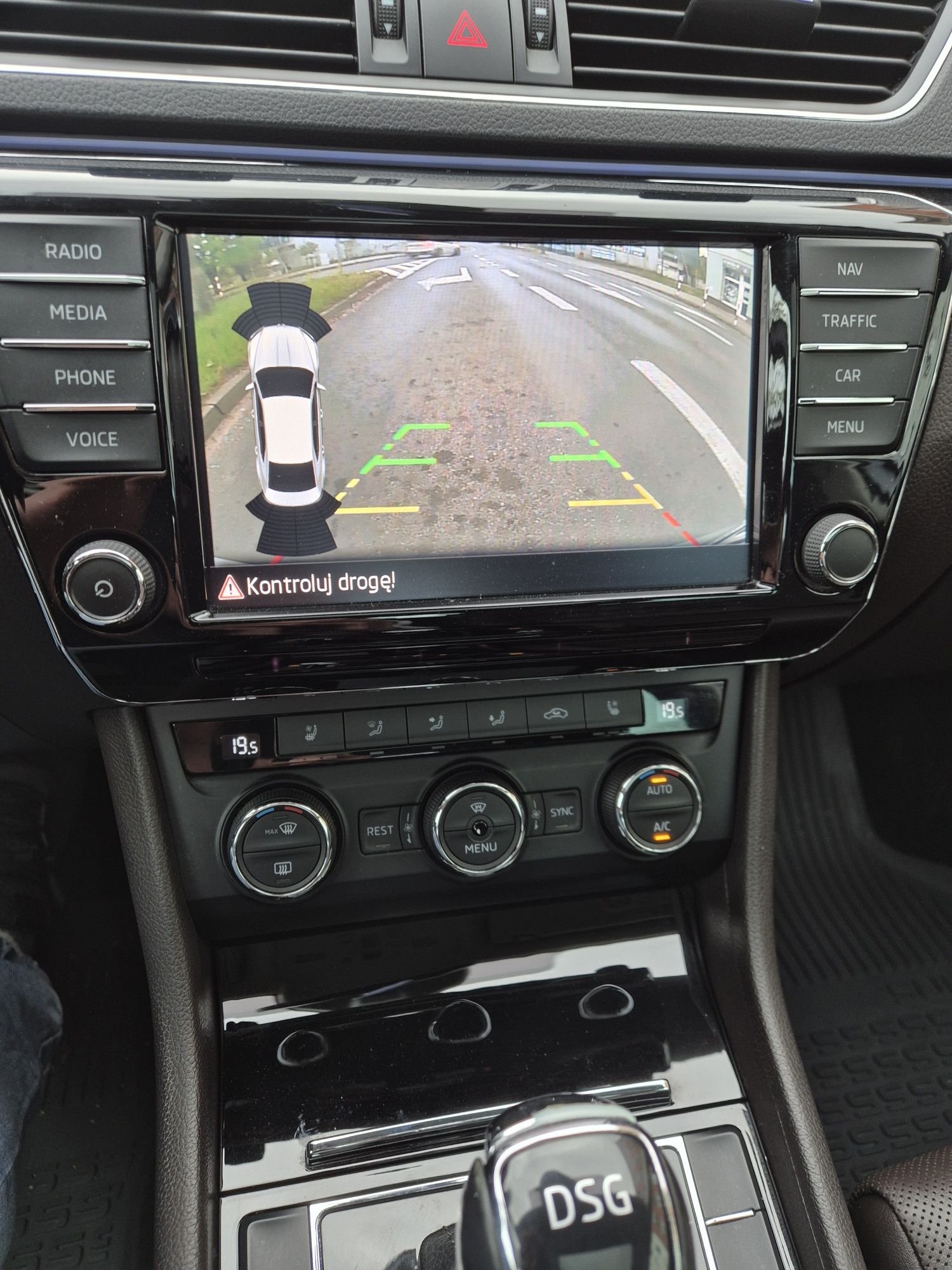 Skoda Superb L&K DSG Camera Radar