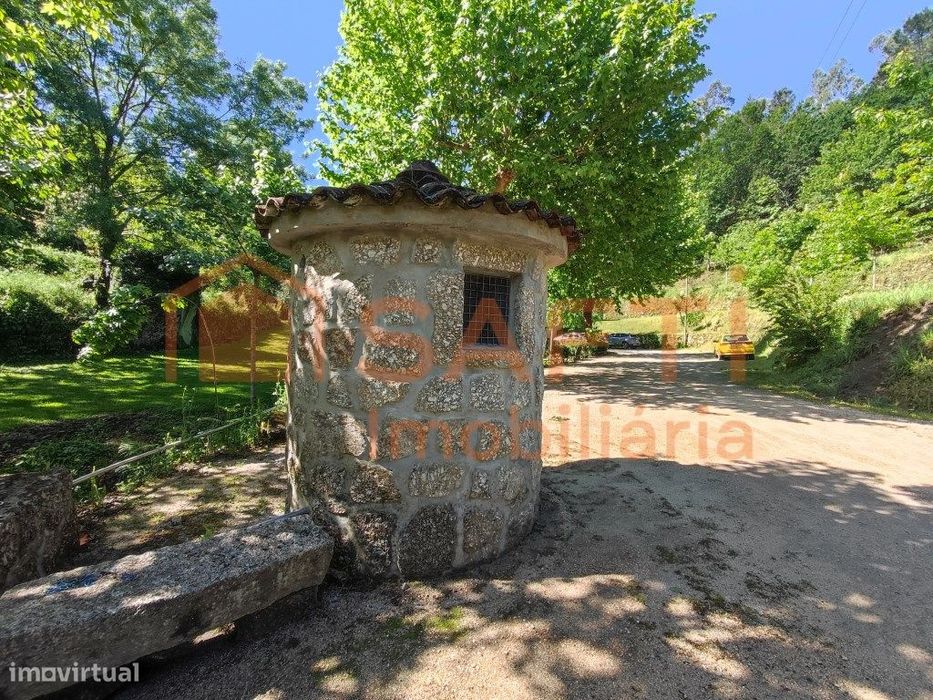 Termas de Moimenta em Terras de Bouro em funcionamento