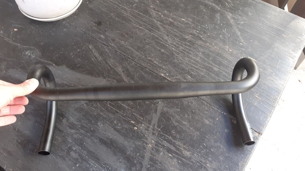 Vendo guiador bontrager, suporte GPS e avanço