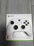 Pad Xbox Series X/S z pudelkiem